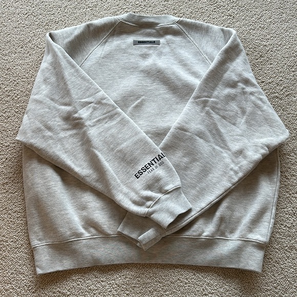 Fear of God Essentials Heather Oatmeal Crewneck - Picture 10 of 10